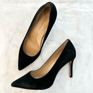 Authentic Banana Republic ARDEN SUEDE PUMP size 6 black